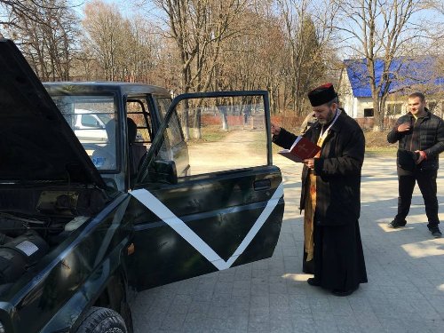 Позашляховик для потреб Української Добровольчої Армії передали греко-католики з Італії Позашляховик для потреб Української Добровольчої Армії передали греко-католики з Італії